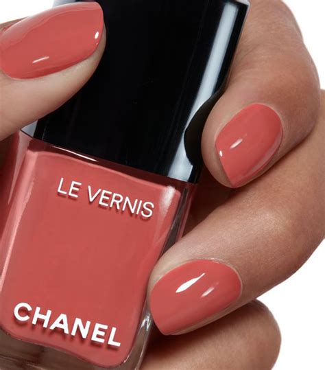 CHANEL Le Vernis Longwear Nail Colour 